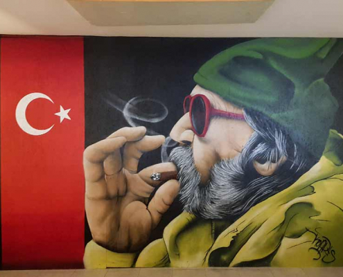 Graffiti_koarts_Wandbild_Wohnzimmer_Innenraum_Portrait_Turkiye
